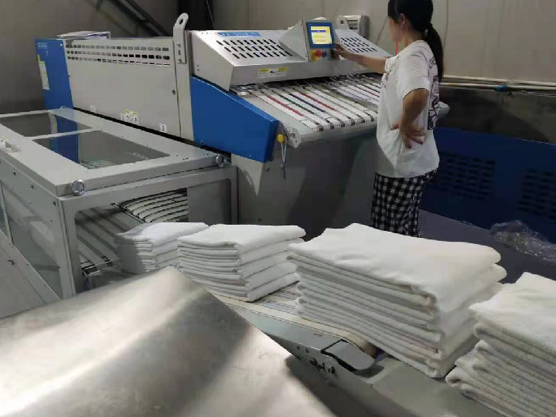 西城巾类折叠机-02