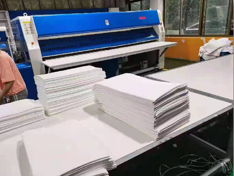 西城高速熨烫机-01